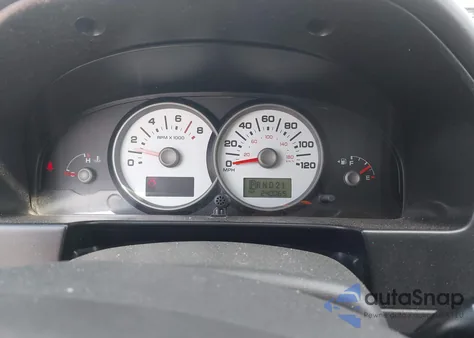 2005 Ford Escape Xlt from USA, damaged, VIN 1FMCU03165KA57025